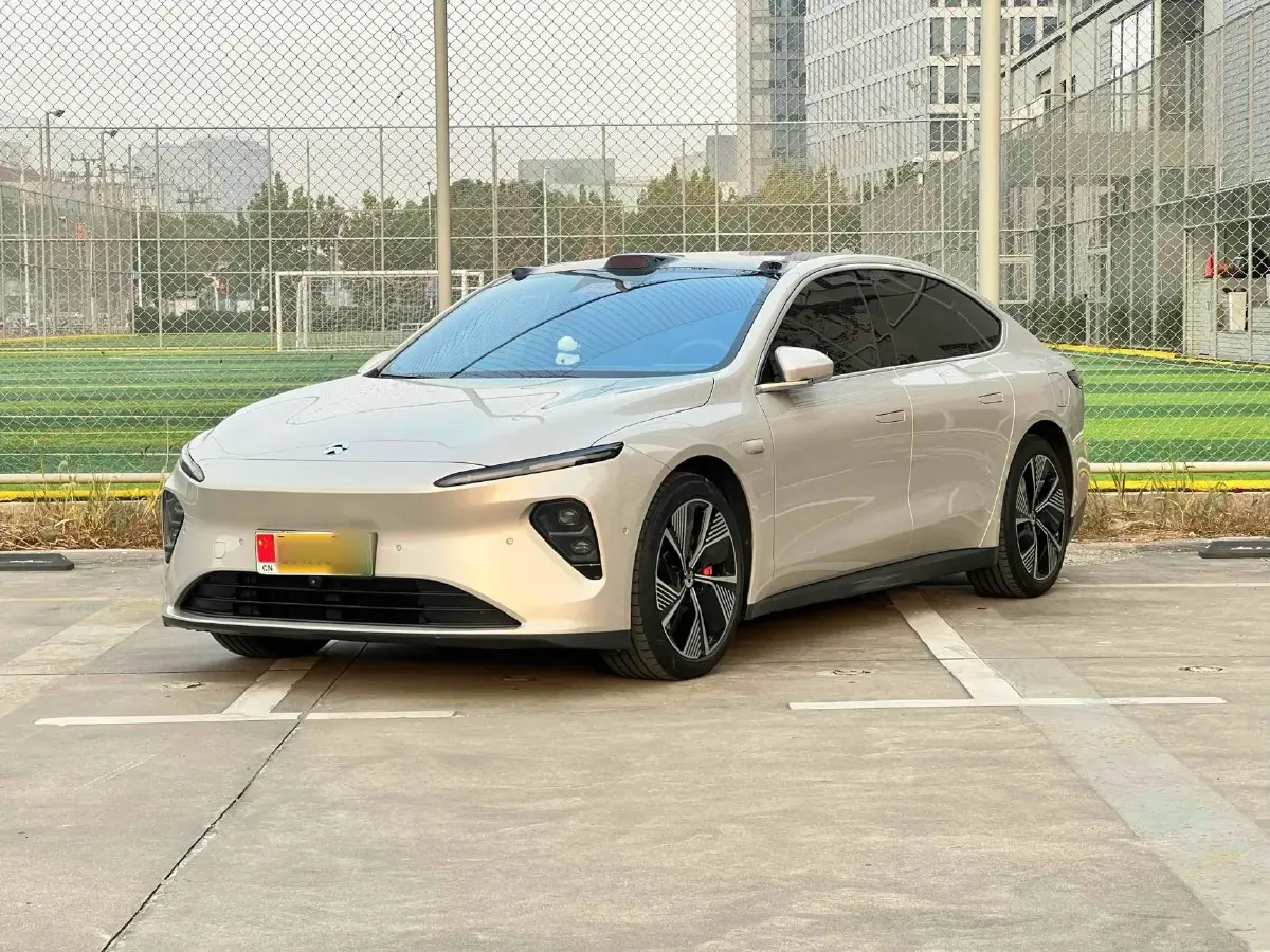 2023 NIO ET7 BEV 75KWH