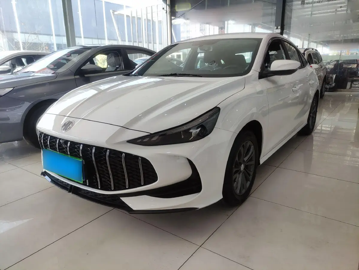 2025 MG 5 1.5L 129HP L4 CVT