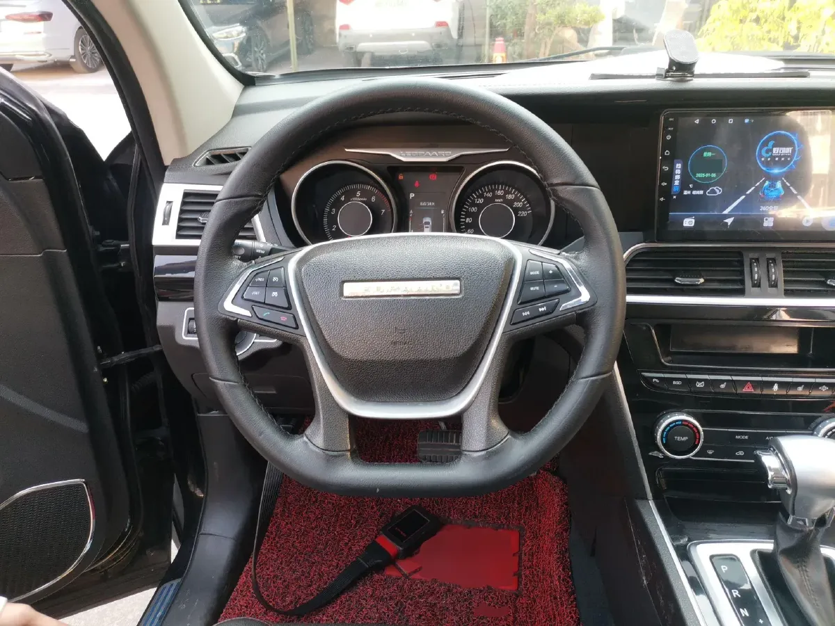 2017 Leopaard CS10 2.0T 177HP L4 6DCT,autocango,china used car exporter,china ev exporter,chinese used car exporter,chinese used ev exporter