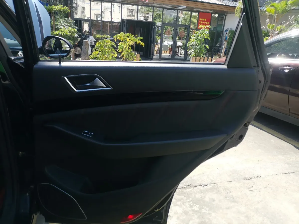 2017 Leopaard CS10 2.0T 177HP L4 6DCT,autocango,china used car exporter,china ev exporter,chinese used car exporter,chinese used ev exporter