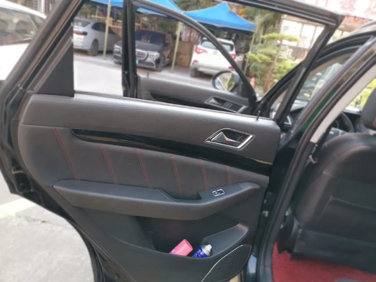 2017 Leopaard CS10 2.0T 177HP L4 6DCT,autocango,china used car exporter,china ev exporter,chinese used car exporter,chinese used ev exporter