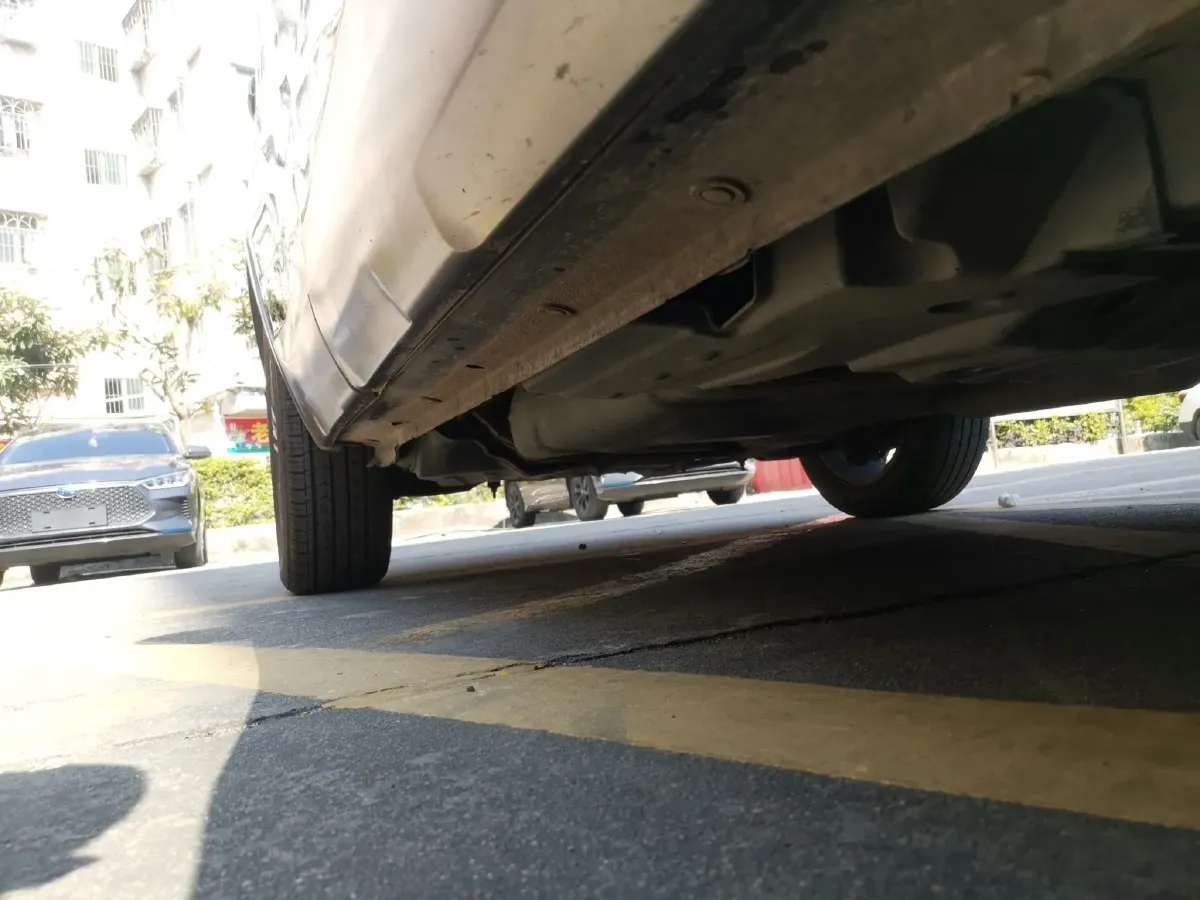 2017 Leopaard CS10 2.0T 177HP L4 6DCT,autocango,china used car exporter,china ev exporter,chinese used car exporter,chinese used ev exporter