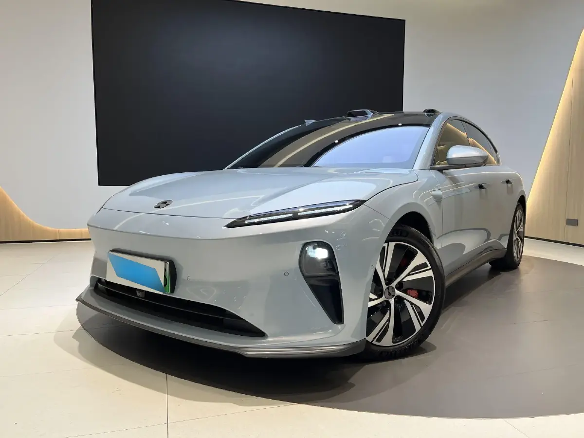 2022 NIO ET5 BEV 75KWH