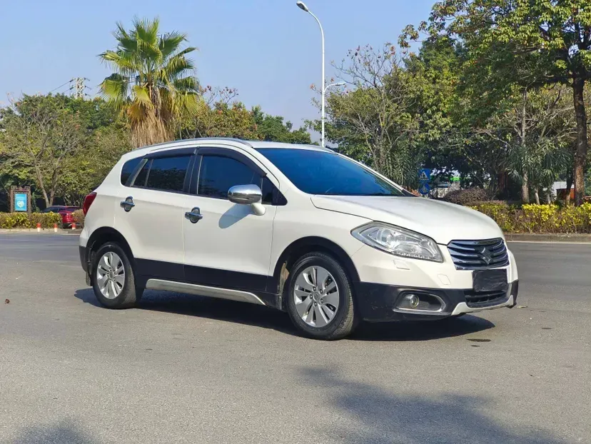 2014 Suzuki S-cross 1.6L 122HP L4 CVT,autocango,china used car exporter,china ev exporter,chinese used car exporter,chinese used ev exporter