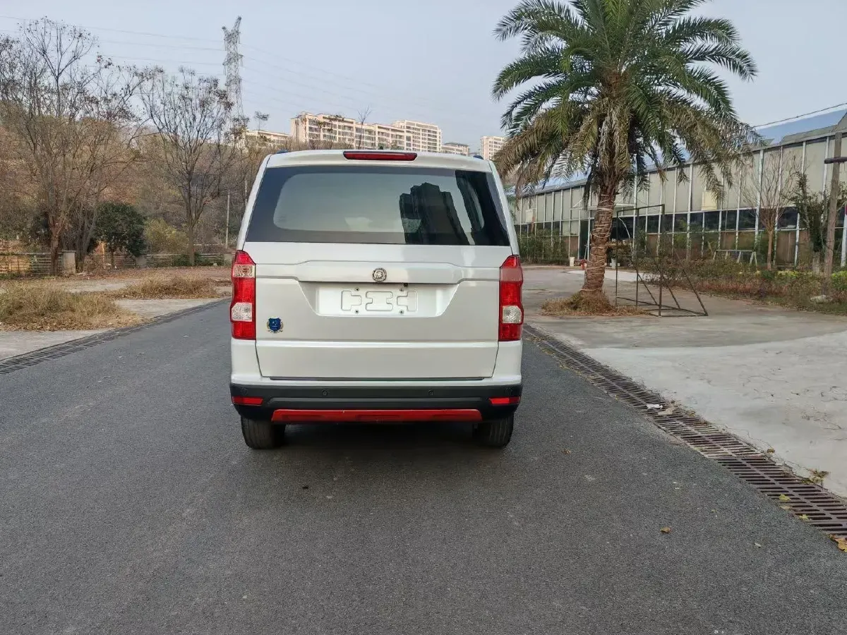 2018 ChangAn Oshan X70A 1.5L 107HP L4 5MT,autocango,china used car exporter,china ev exporter,chinese used car exporter,chinese used ev exporter