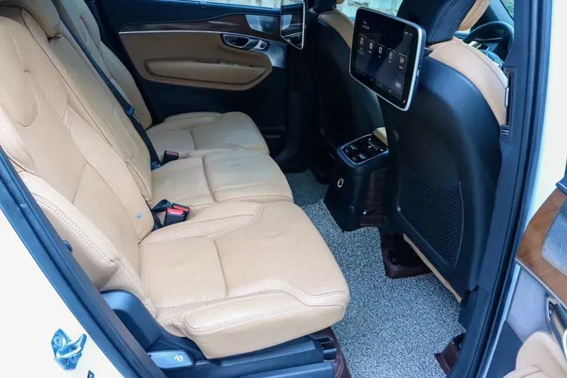 2019 Volvo XC90 PHEV 2.0T 320HP L4 8AT PHEV 10.4KWH,autocango,china used car exporter,china ev exporter,chinese used car exporter,chinese used ev exporter