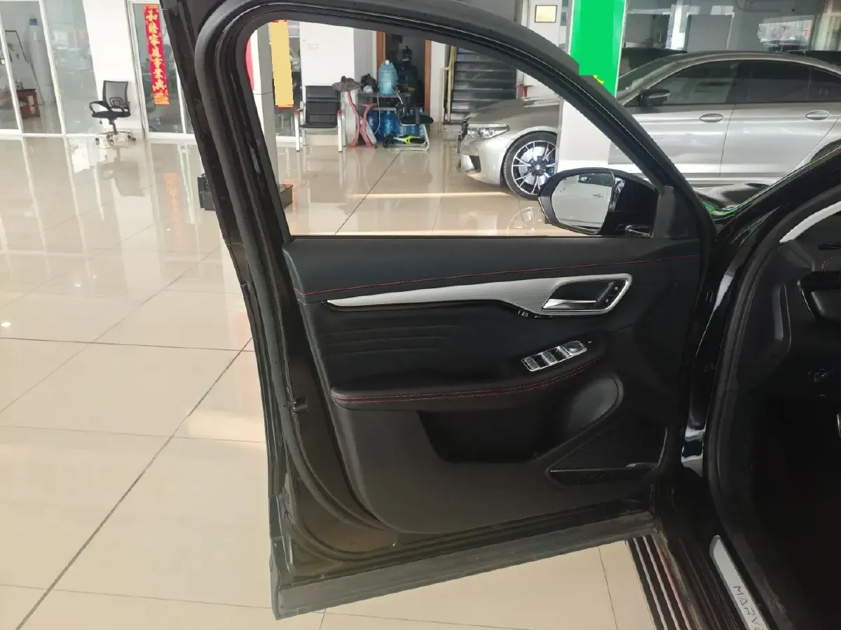 2021 Rising Auto MARVEL R 2AT BEV 69.9KWH,autocango,china used car exporter,china ev exporter,chinese used car exporter,chinese used ev exporter