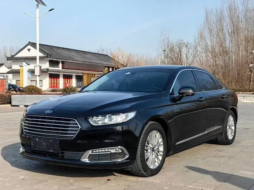 2017 Ford Taurus 2.0T 245HP L4 6AT