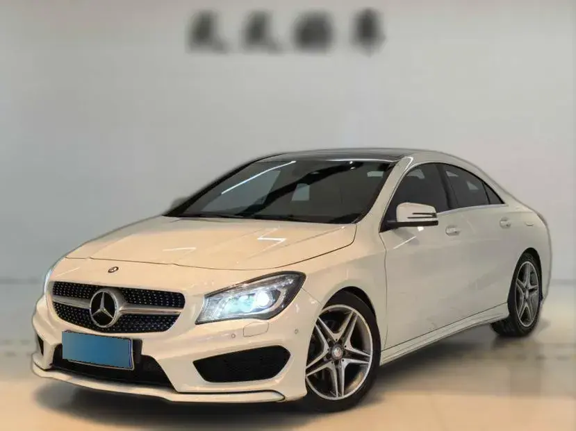 2016 Mercedes-Benz CLA Class 2.0T 184HP L4 7DCT