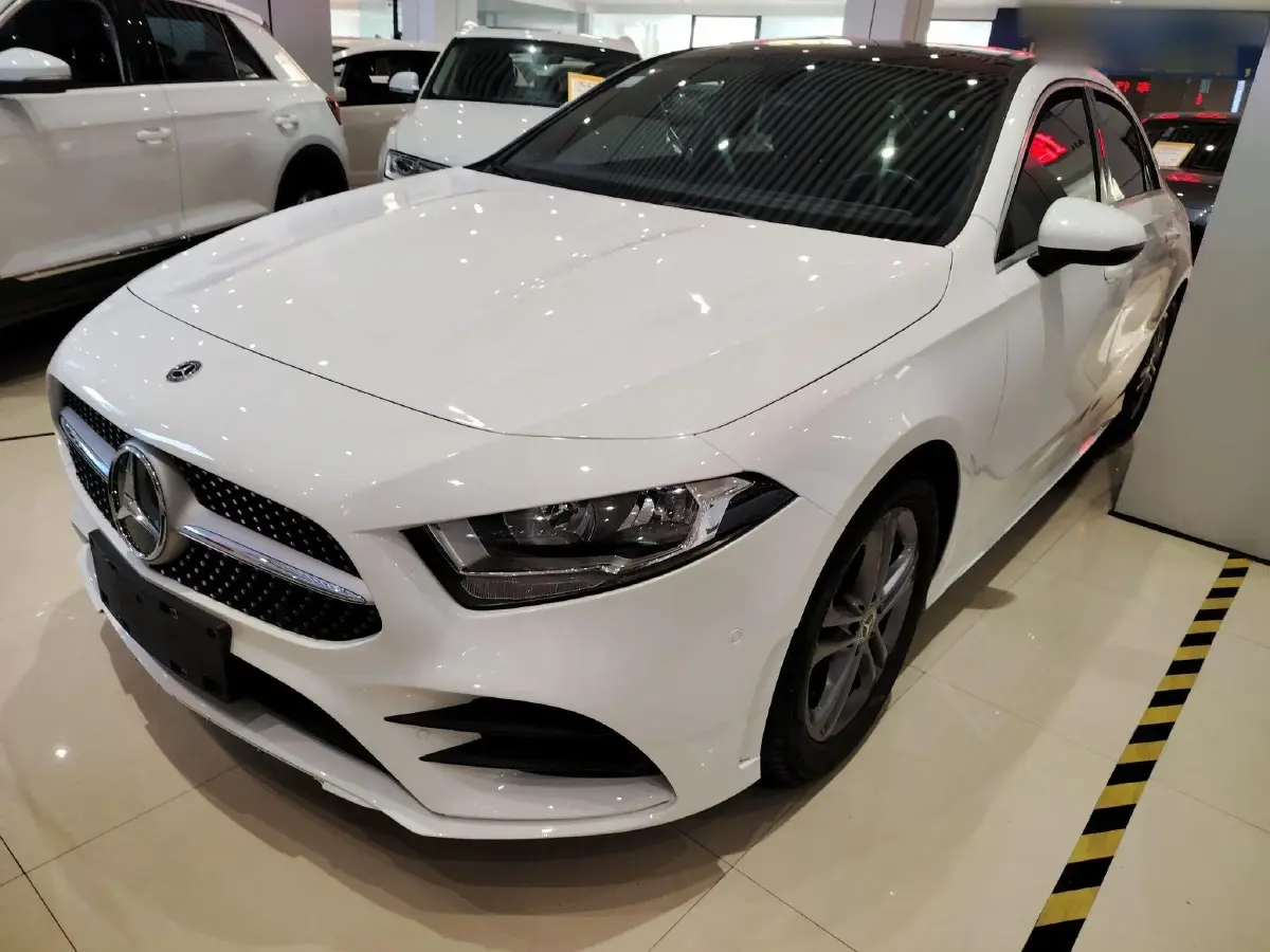 2020 Mercedes-Benz A Class 1.3T 136HP L4 7DCT