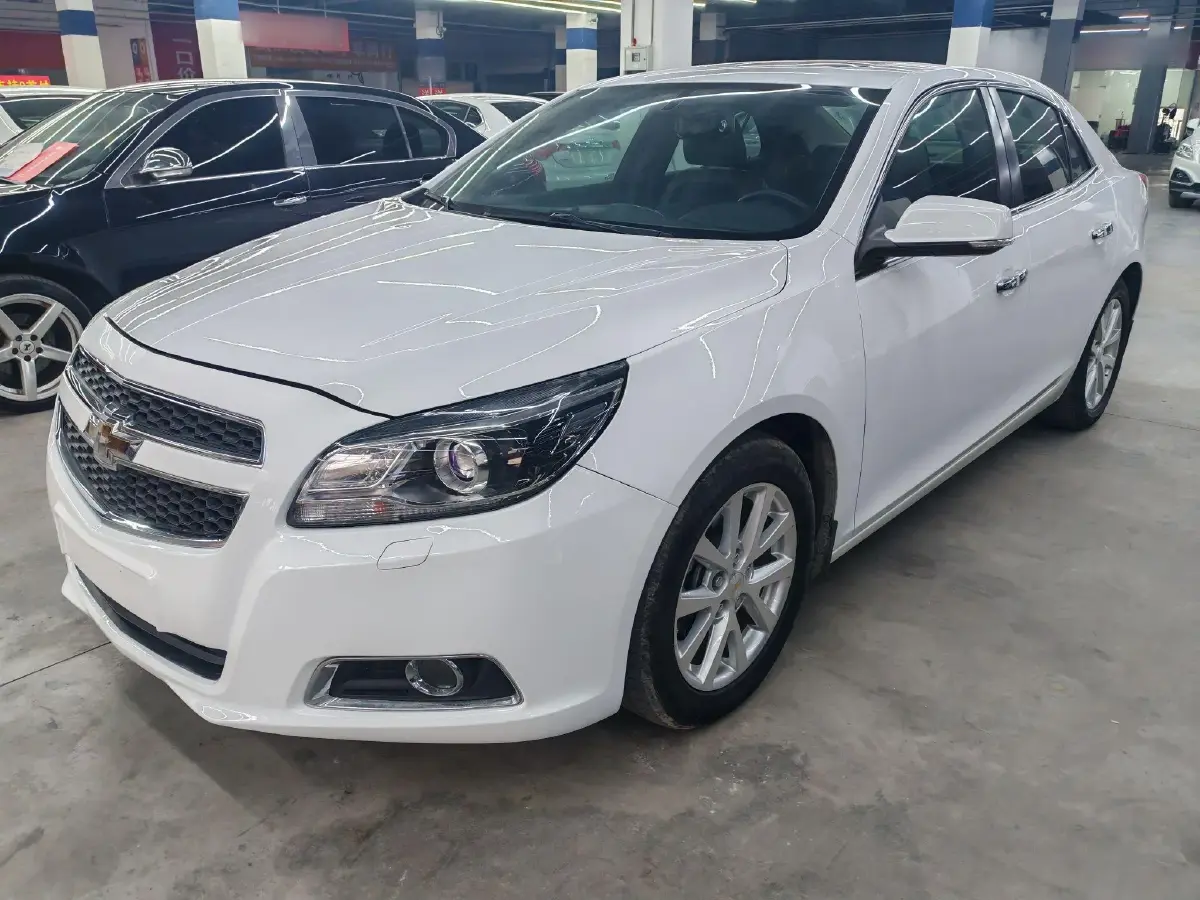 2014 Chevrolet Malibu 2.0L 154HP L4 6AT
