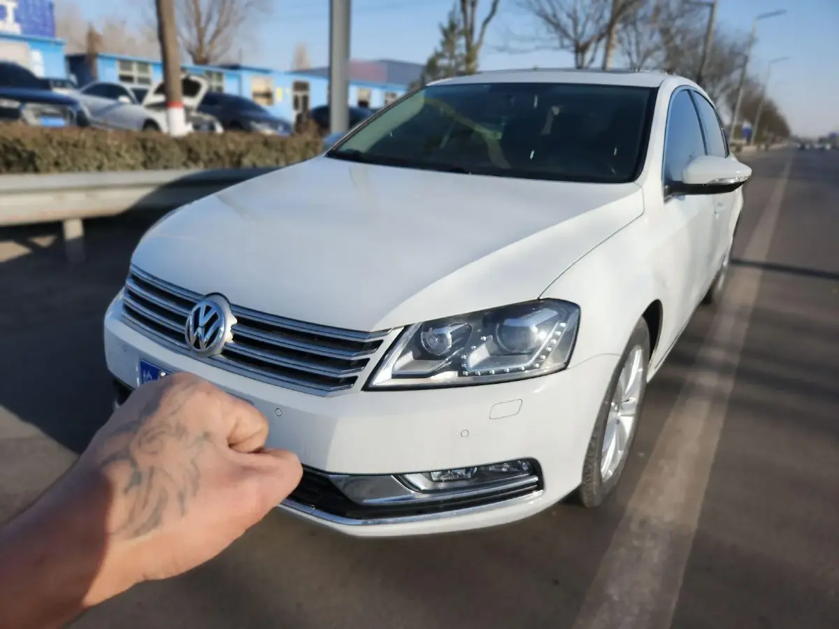 2015 Volkswagen Magotan 2.0T 200HP L4 6DCT