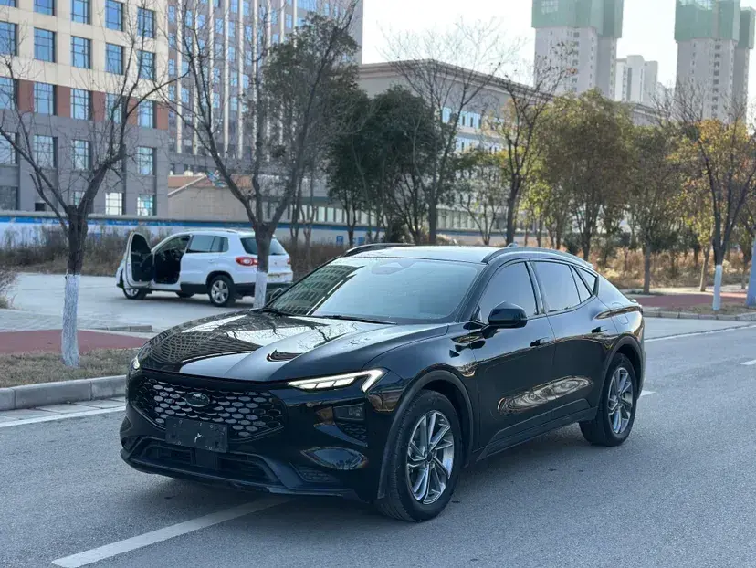 2022 Ford EVOS 2.0T 238HP L4 8AT