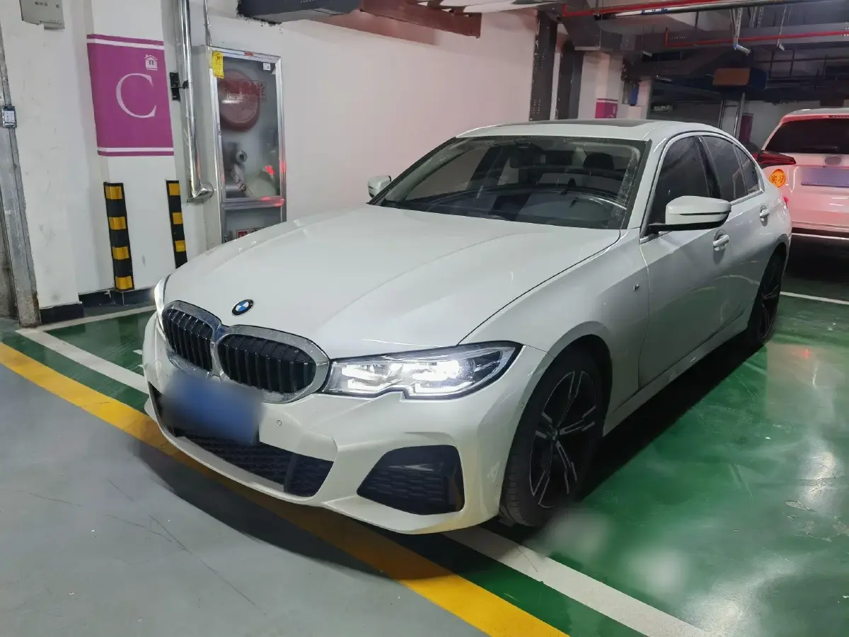 2021 BMW 3 Series 2.0T 184HP L4 8AT