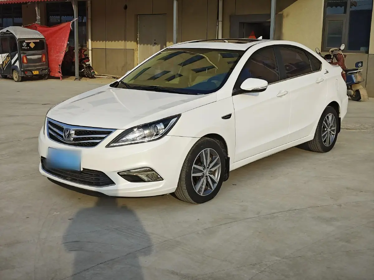 2016 ChangAn Eado 1.6L 125HP L4 4AT