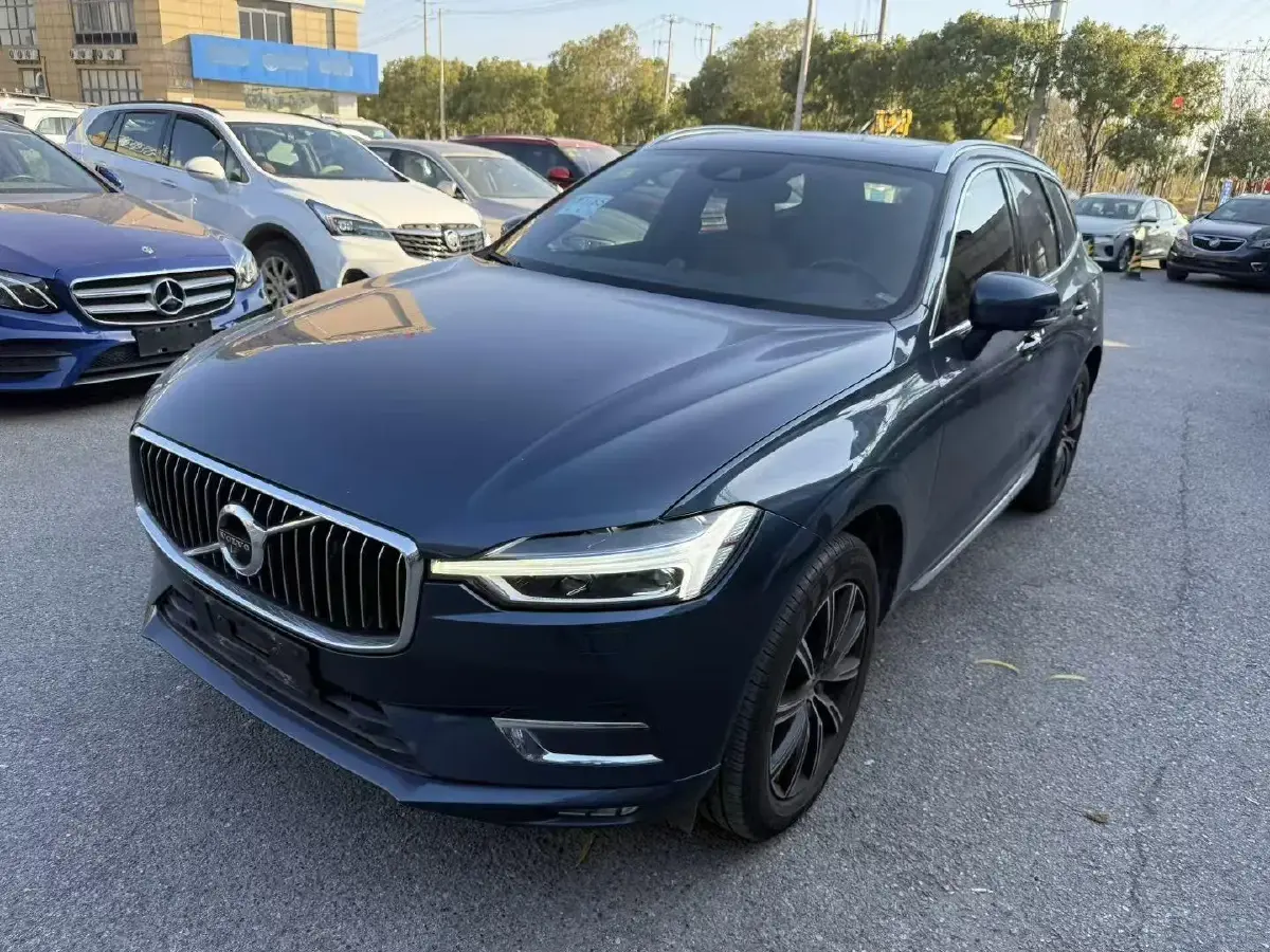 2020 Volvo XC60 2.0T 254HP L4 8AT