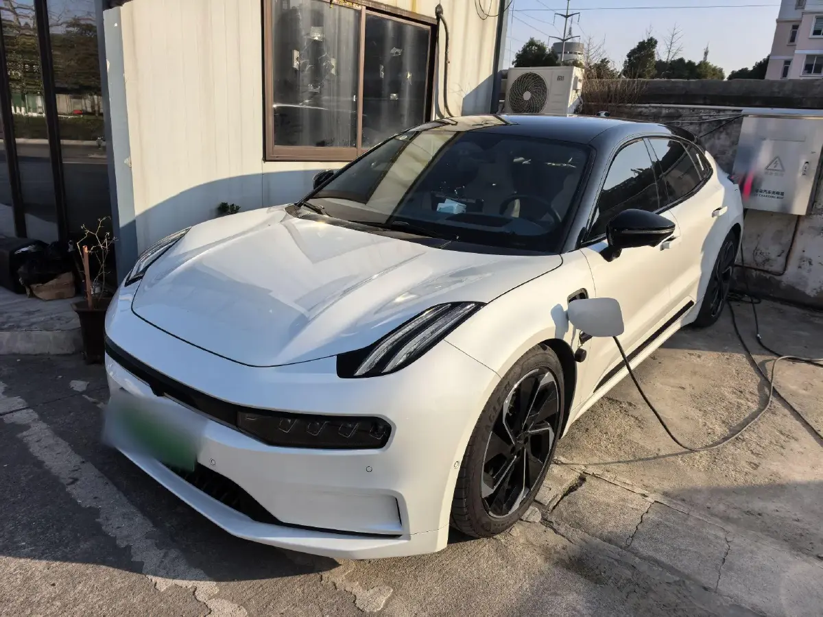2023 Zeekr 001 BEV 86KWH