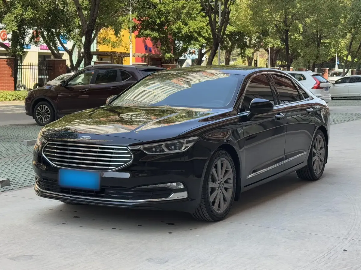 2019 Ford Taurus 2.0T 245HP L4 8AT