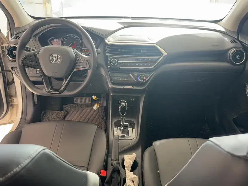 2019 ChangAn Alsvin 1.5L 107HP L4 5DCT,autocango,china used car exporter,china ev exporter,chinese used car exporter,chinese used ev exporter