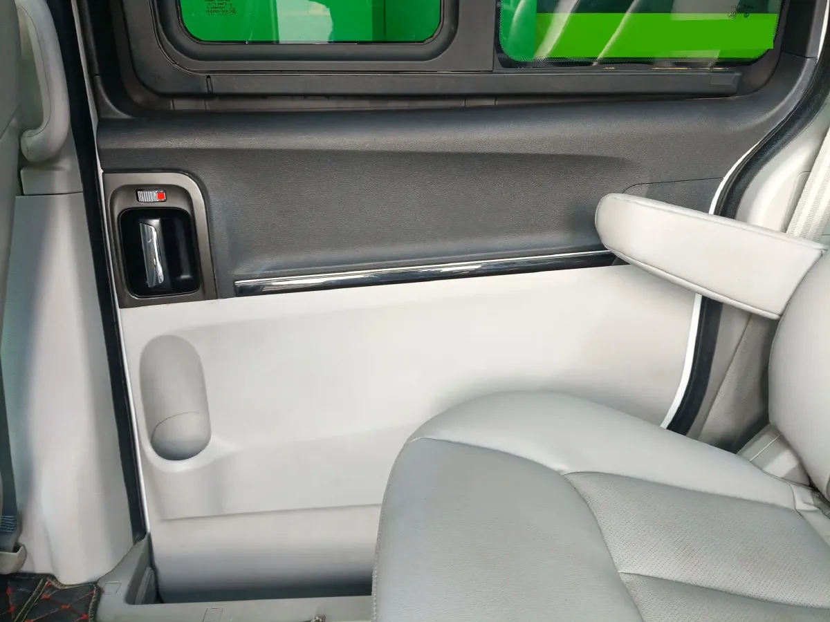 2017 JAC Refine M5 2.0T 190HP L4 6DCT,autocango,china used car exporter,china ev exporter,chinese used car exporter,chinese used ev exporter