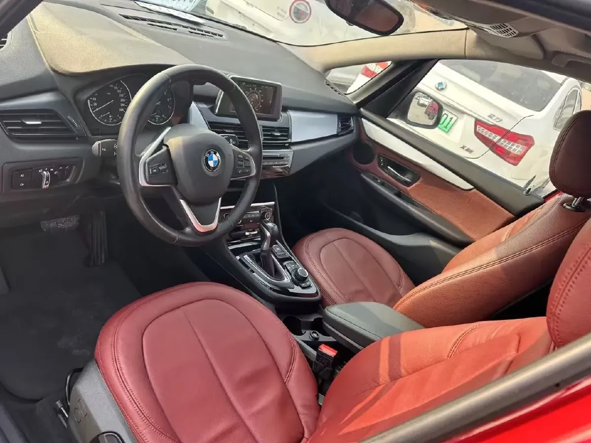 2015 BMW 2 Series SUV 1.5T 136HP L3 6AT,autocango,china used car exporter,china ev exporter,chinese used car exporter,chinese used ev exporter