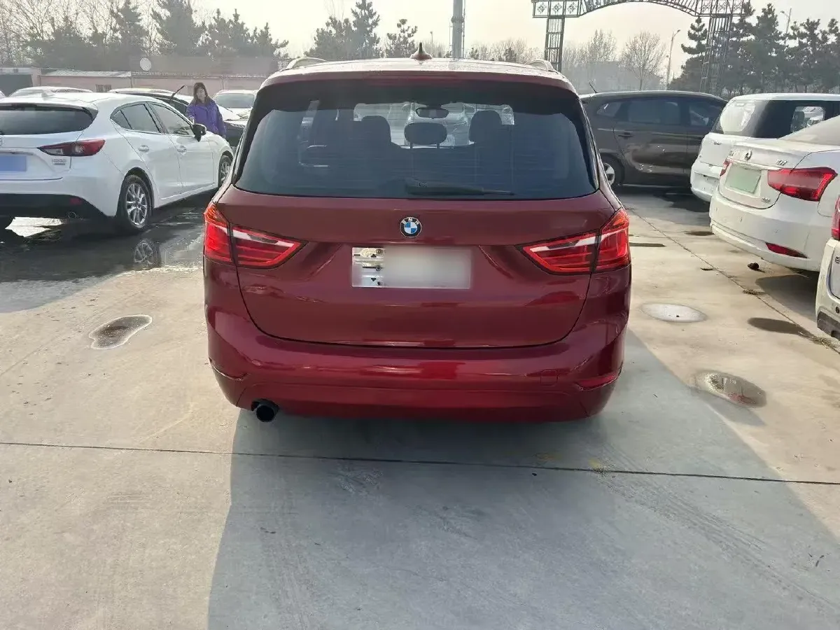 2015 BMW 2 Series SUV 1.5T 136HP L3 6AT,autocango,china used car exporter,china ev exporter,chinese used car exporter,chinese used ev exporter