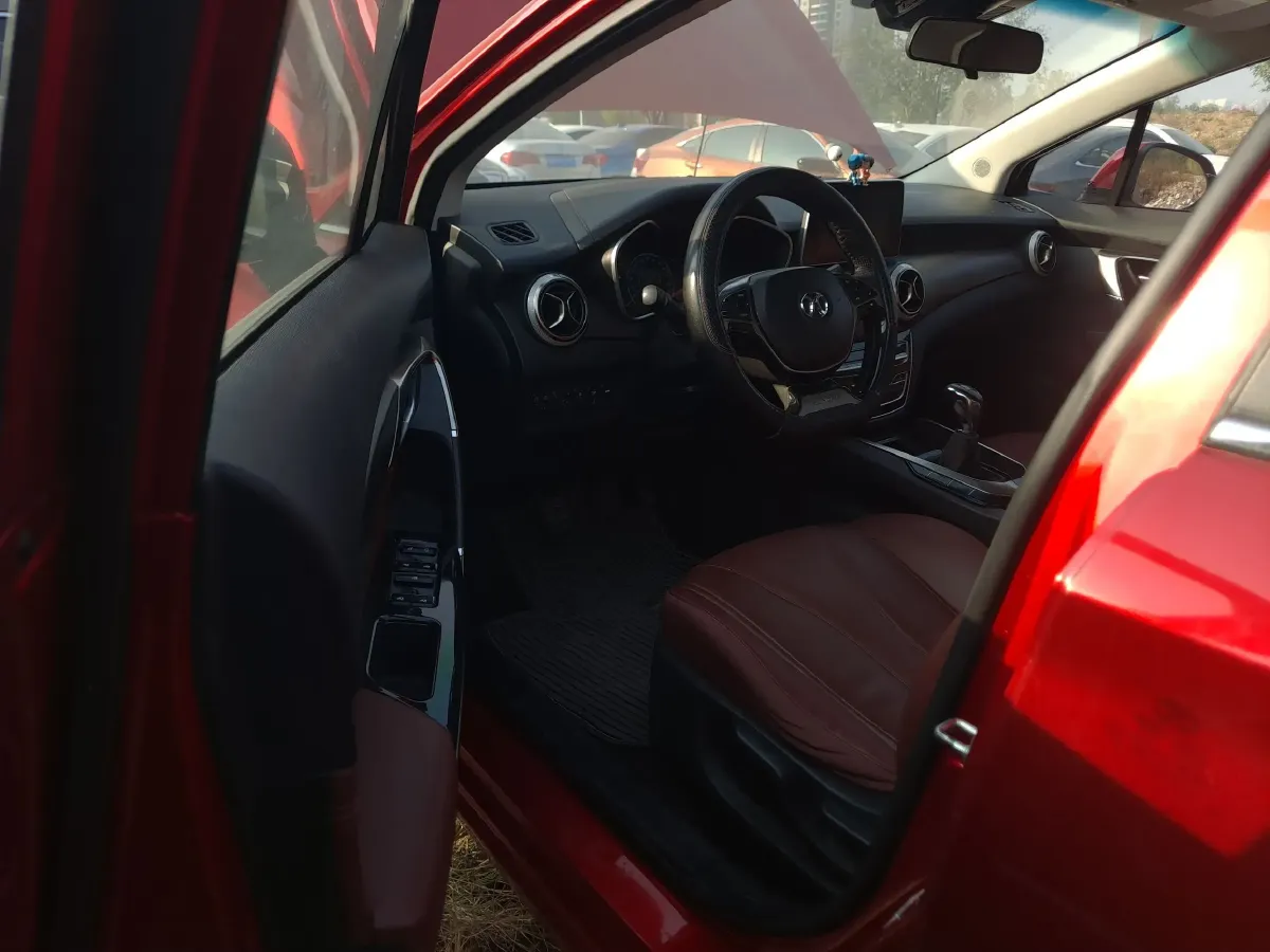 2018 BeiJing Auto Senova D50 1.5L 116HP L4 5MT,autocango,china used car exporter,china ev exporter,chinese used car exporter,chinese used ev exporter