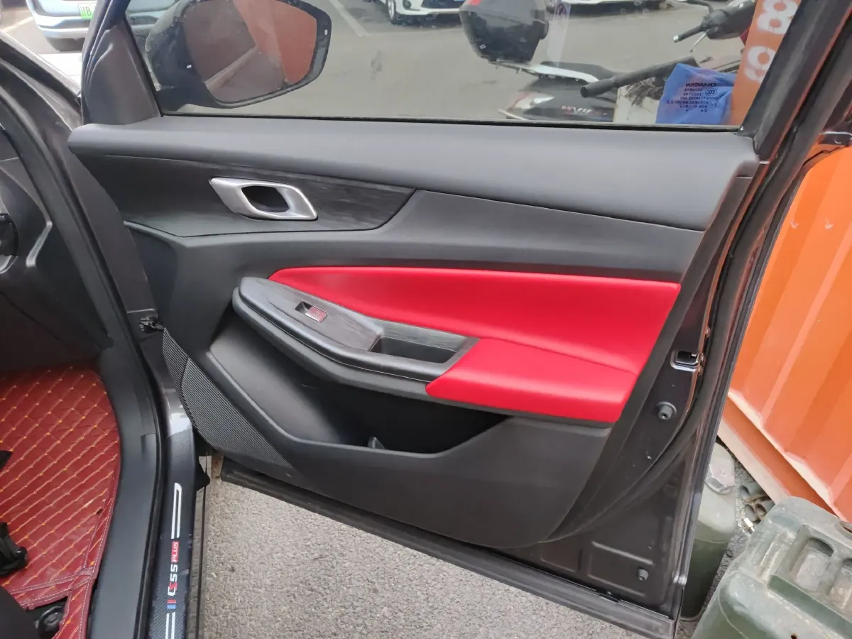 2022 ChangAn CS55 Plus 1.5T 188HP L4 7DCT,autocango,china used car exporter,china ev exporter,chinese used car exporter,chinese used ev exporter