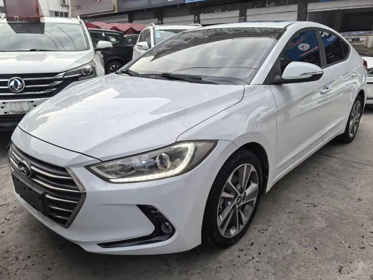 2016 Hyundai Elantra 1.6L 130HP L4 6AT