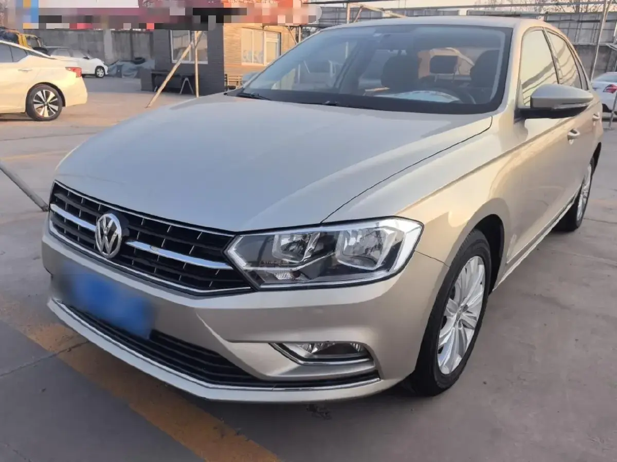 2017 Volkswagen Bora 1.6L 110HP L4 6AT