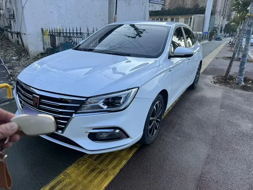2020 Roewe i5 1.5L 120HP L4 5MT