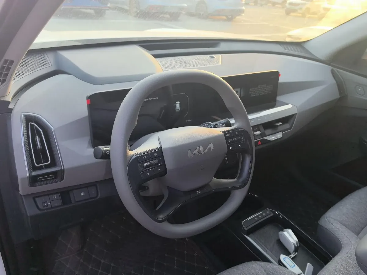 2024 Kia EV5 BEV 64.2KWH,autocango,china used car exporter,china ev exporter,chinese used car exporter,chinese used ev exporter