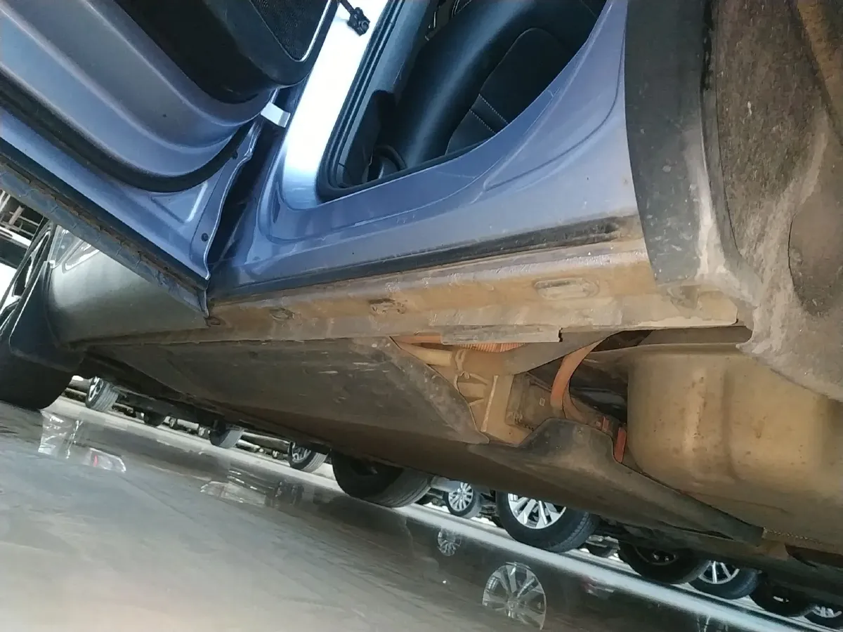 2022 Enovate ME5 Range Extended 98HP REEV 30.6KWH,autocango,china used car exporter,china ev exporter,chinese used car exporter,chinese used ev exporter