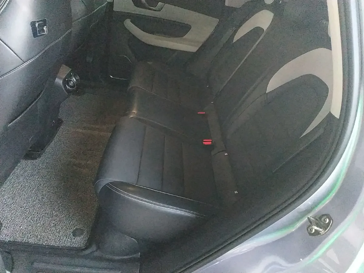 2022 Enovate ME5 Range Extended 98HP REEV 30.6KWH,autocango,china used car exporter,china ev exporter,chinese used car exporter,chinese used ev exporter