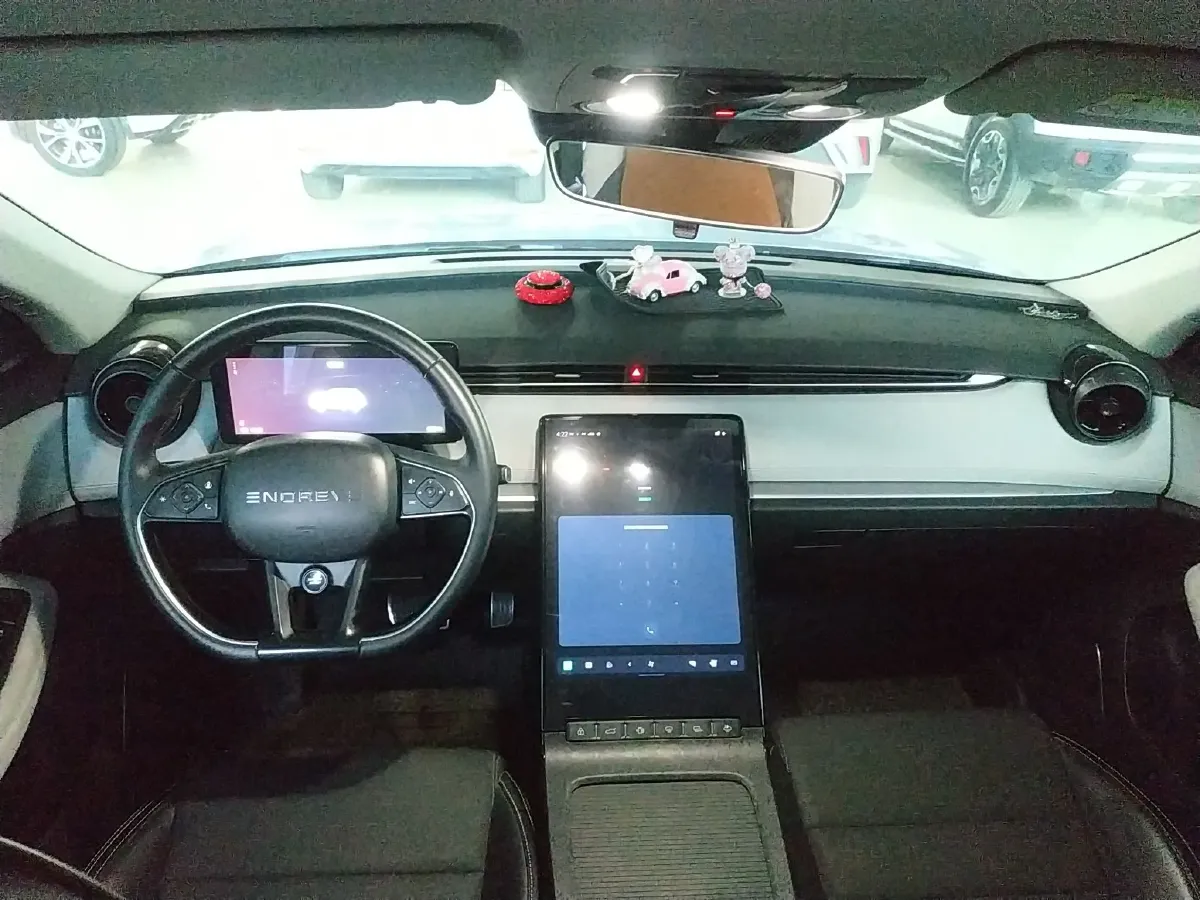 2022 Enovate ME5 Range Extended 98HP REEV 30.6KWH,autocango,china used car exporter,china ev exporter,chinese used car exporter,chinese used ev exporter