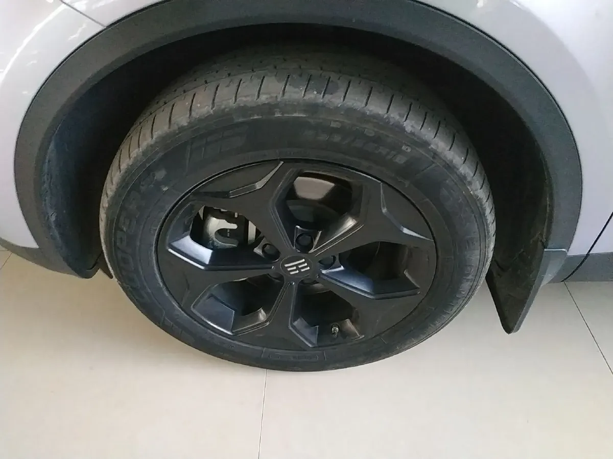 2022 Enovate ME5 Range Extended 98HP REEV 30.6KWH,autocango,china used car exporter,china ev exporter,chinese used car exporter,chinese used ev exporter