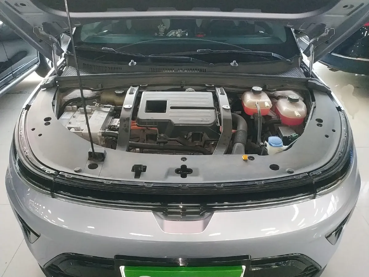 2022 Enovate ME5 Range Extended 98HP REEV 30.6KWH,autocango,china used car exporter,china ev exporter,chinese used car exporter,chinese used ev exporter