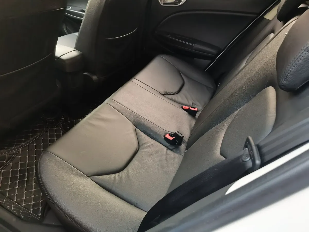 2015 FAW Jumpal D60 1.8L 139HP L4 6AT,autocango,china used car exporter,china ev exporter,chinese used car exporter,chinese used ev exporter