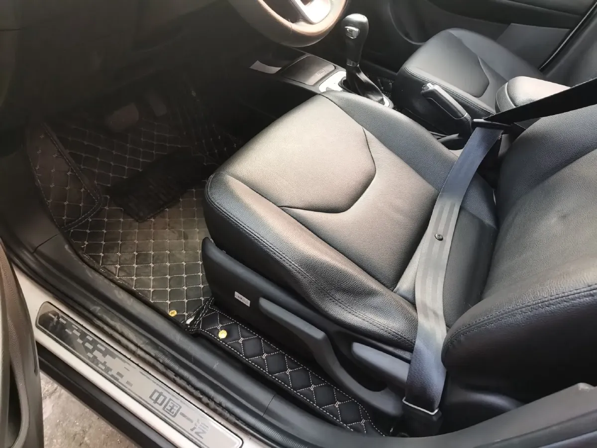 2015 FAW Jumpal D60 1.8L 139HP L4 6AT,autocango,china used car exporter,china ev exporter,chinese used car exporter,chinese used ev exporter