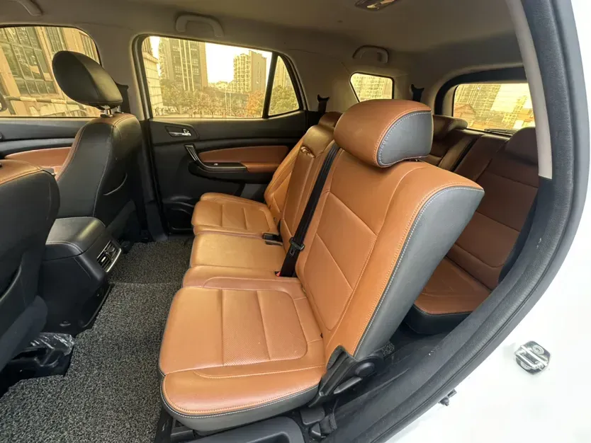 2017 ChangAn Oshan CX70 1.5T 150HP L4 6AT,autocango,china used car exporter,china ev exporter,chinese used car exporter,chinese used ev exporter