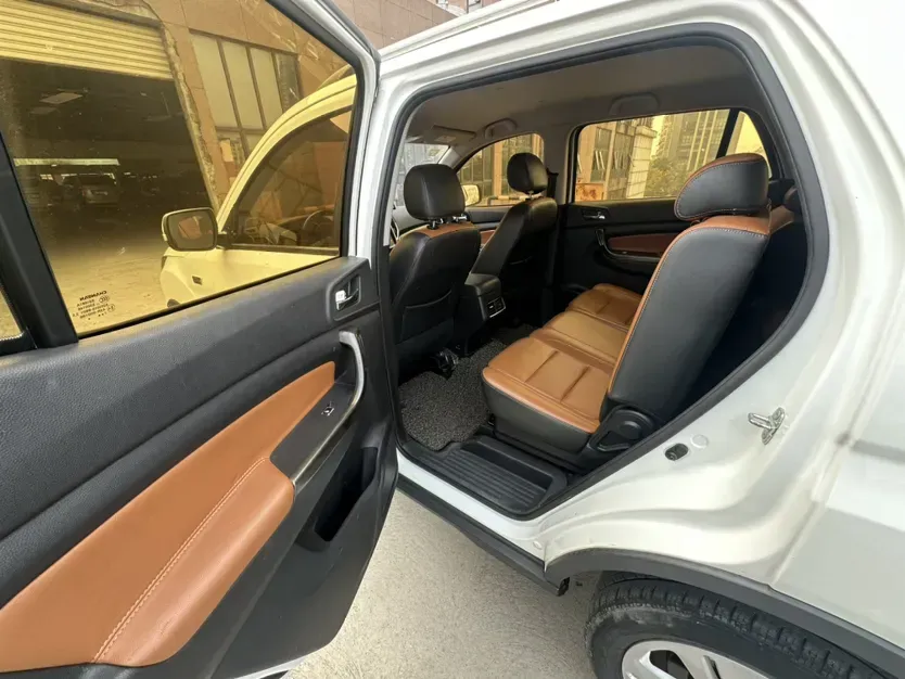 2017 ChangAn Oshan CX70 1.5T 150HP L4 6AT,autocango,china used car exporter,china ev exporter,chinese used car exporter,chinese used ev exporter