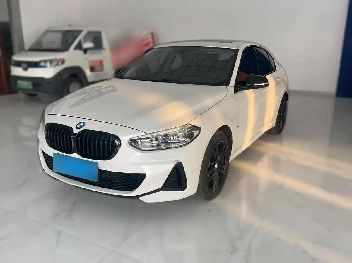 2021 BMW 1 Series 2.0T 192HP L4 7DCT