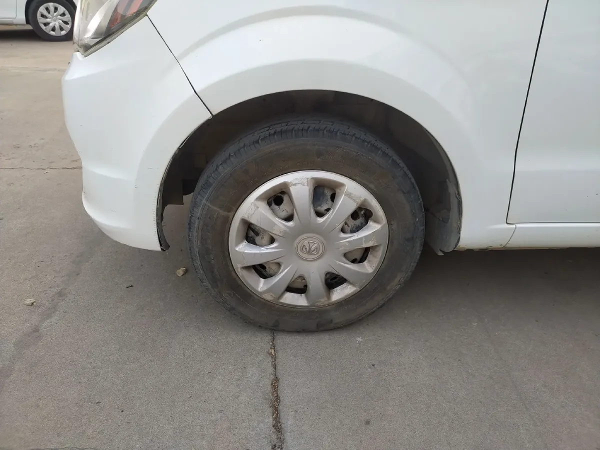 2014 BAIC WeiWang M20 1.5L 102HP L4 5MT,autocango,china used car exporter,china ev exporter,chinese used car exporter,chinese used ev exporter