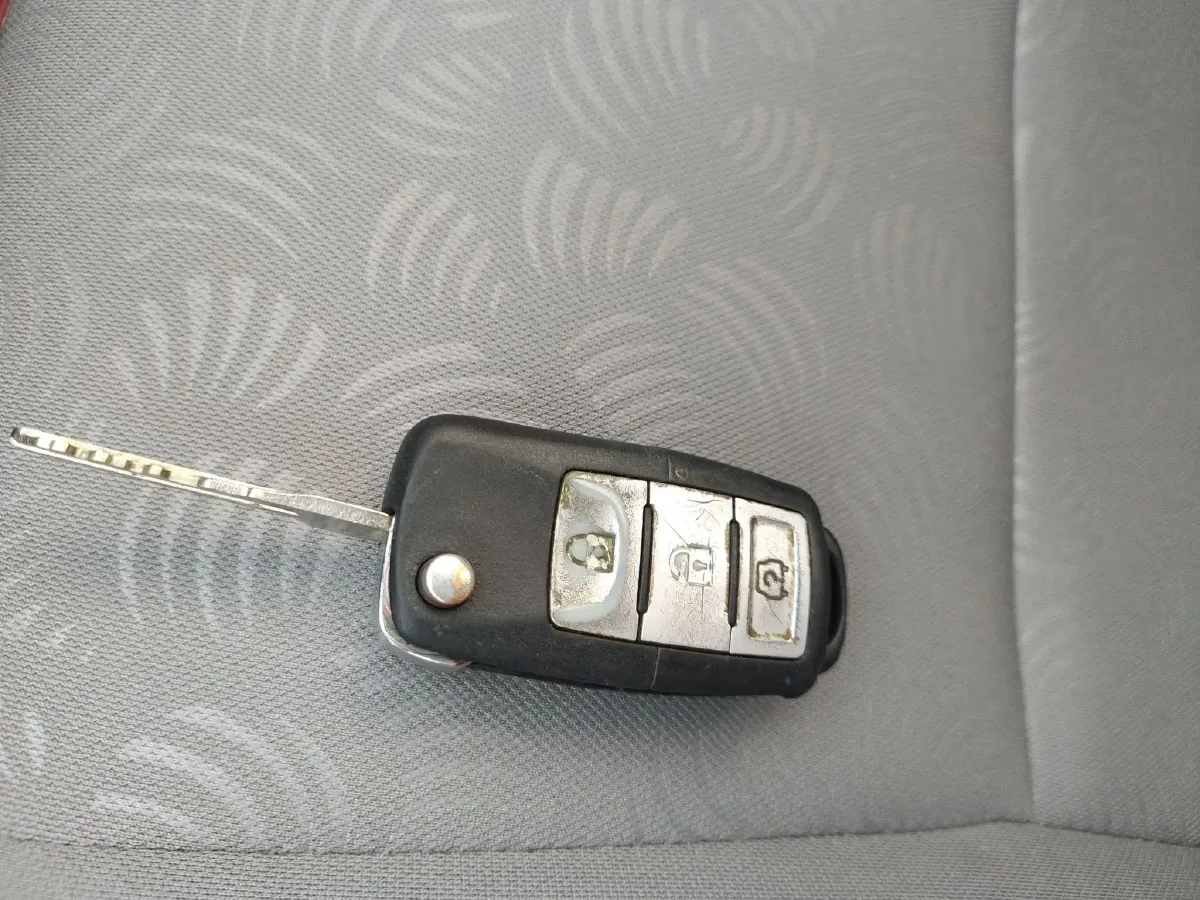 2014 BAIC WeiWang M20 1.5L 102HP L4 5MT,autocango,china used car exporter,china ev exporter,chinese used car exporter,chinese used ev exporter