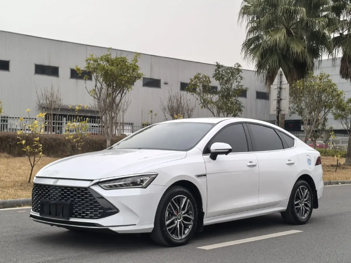 2021 BYD Qin Plus 1.5L 110HP L4 E-CVT PHEV 18.32KWH