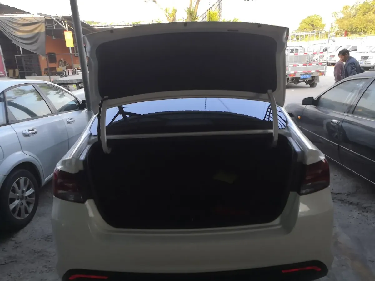 2017 Kia Cachet 1.8L 143HP L4 6AT,autocango,china used car exporter,china ev exporter,chinese used car exporter,chinese used ev exporter