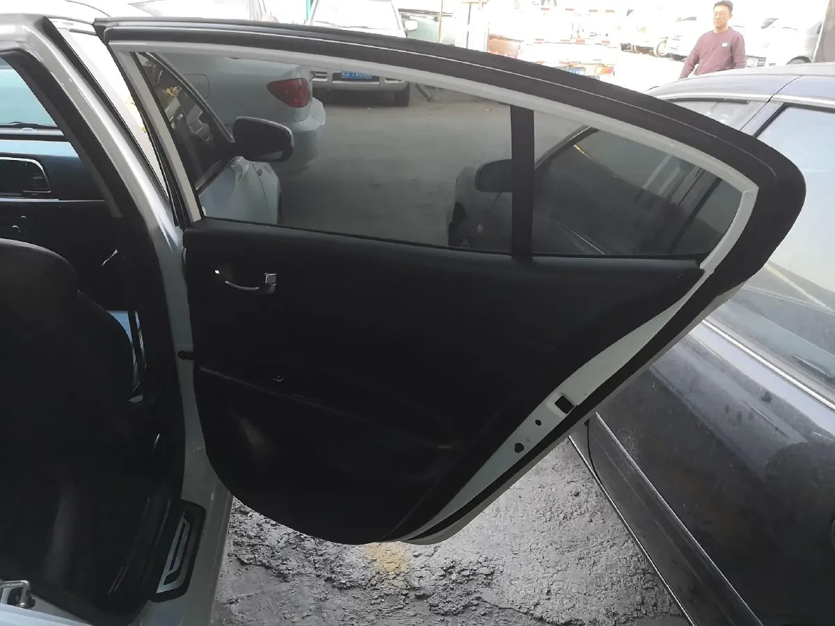 2017 Kia Cachet 1.8L 143HP L4 6AT,autocango,china used car exporter,china ev exporter,chinese used car exporter,chinese used ev exporter