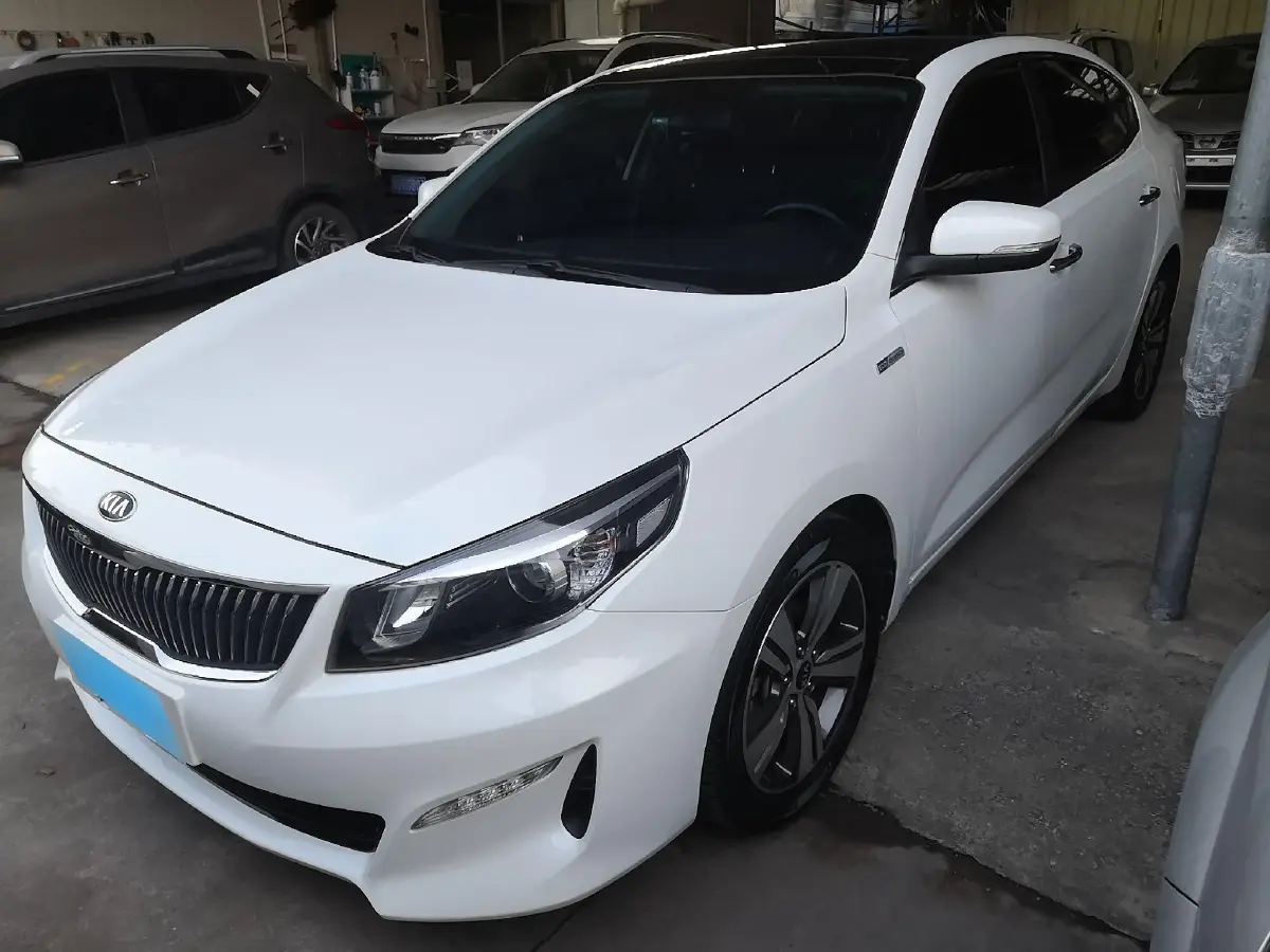 2017 Kia Cachet 1.8L 143HP L4 6AT