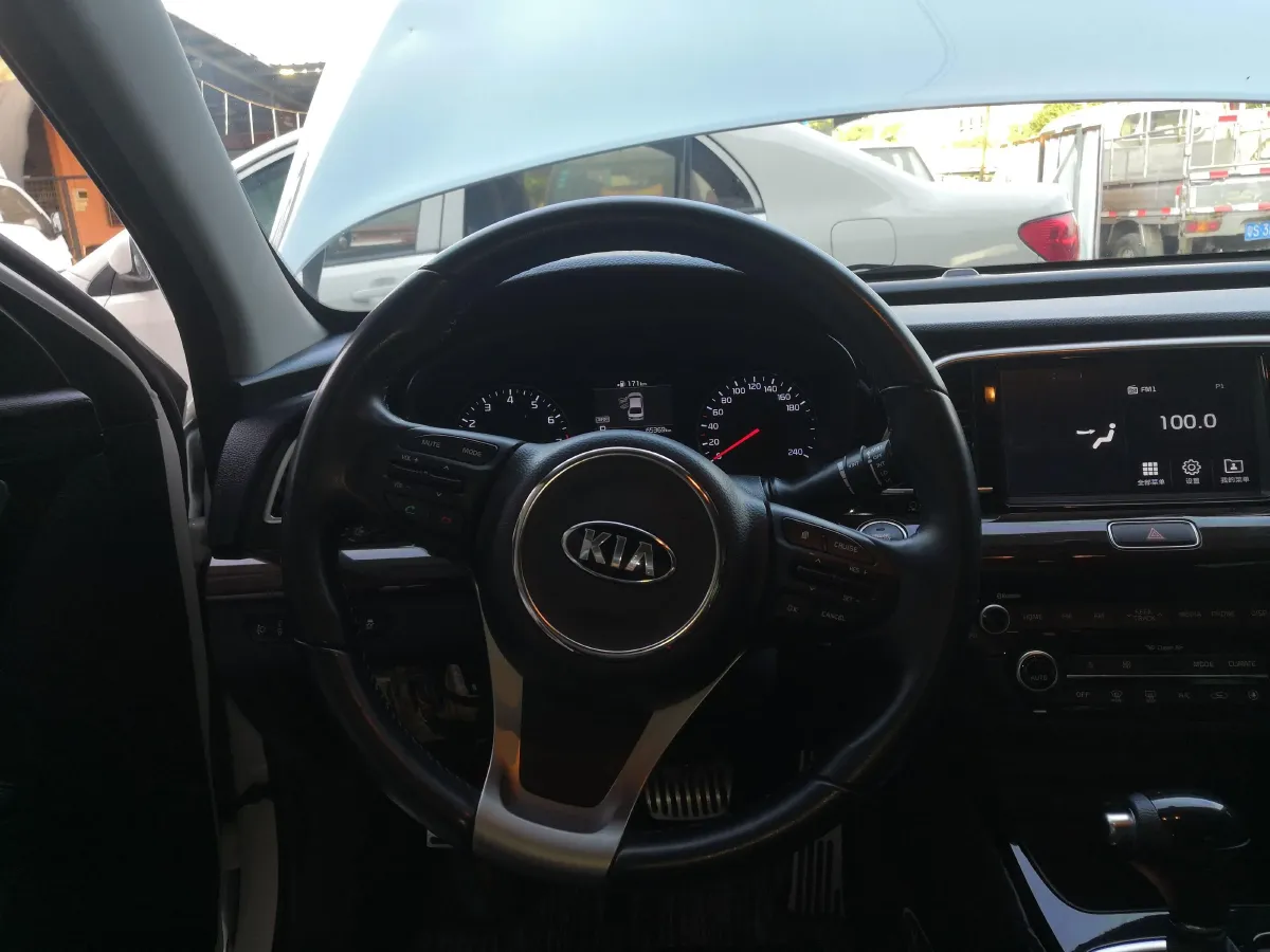 2017 Kia Cachet 1.8L 143HP L4 6AT,autocango,china used car exporter,china ev exporter,chinese used car exporter,chinese used ev exporter