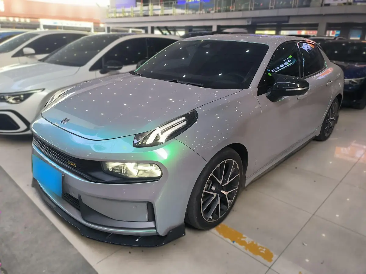 2022 LYNK&CO 03 2.0T 190HP L4 7DCT